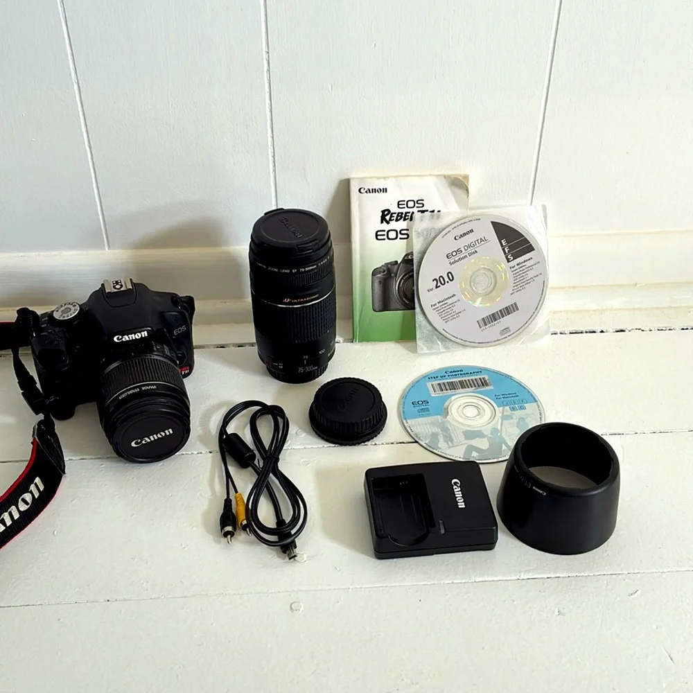 Canon Rebel T1i with extra lens